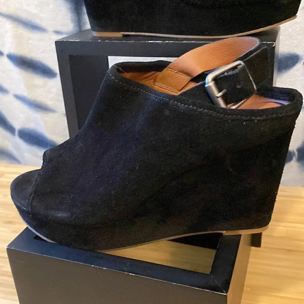 Lucky Brand suede platform wedge